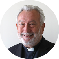 P. Mihály Szentmártoni SJ